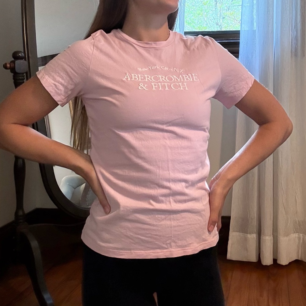 Abercrombie & Fitch Pink T-Shirt